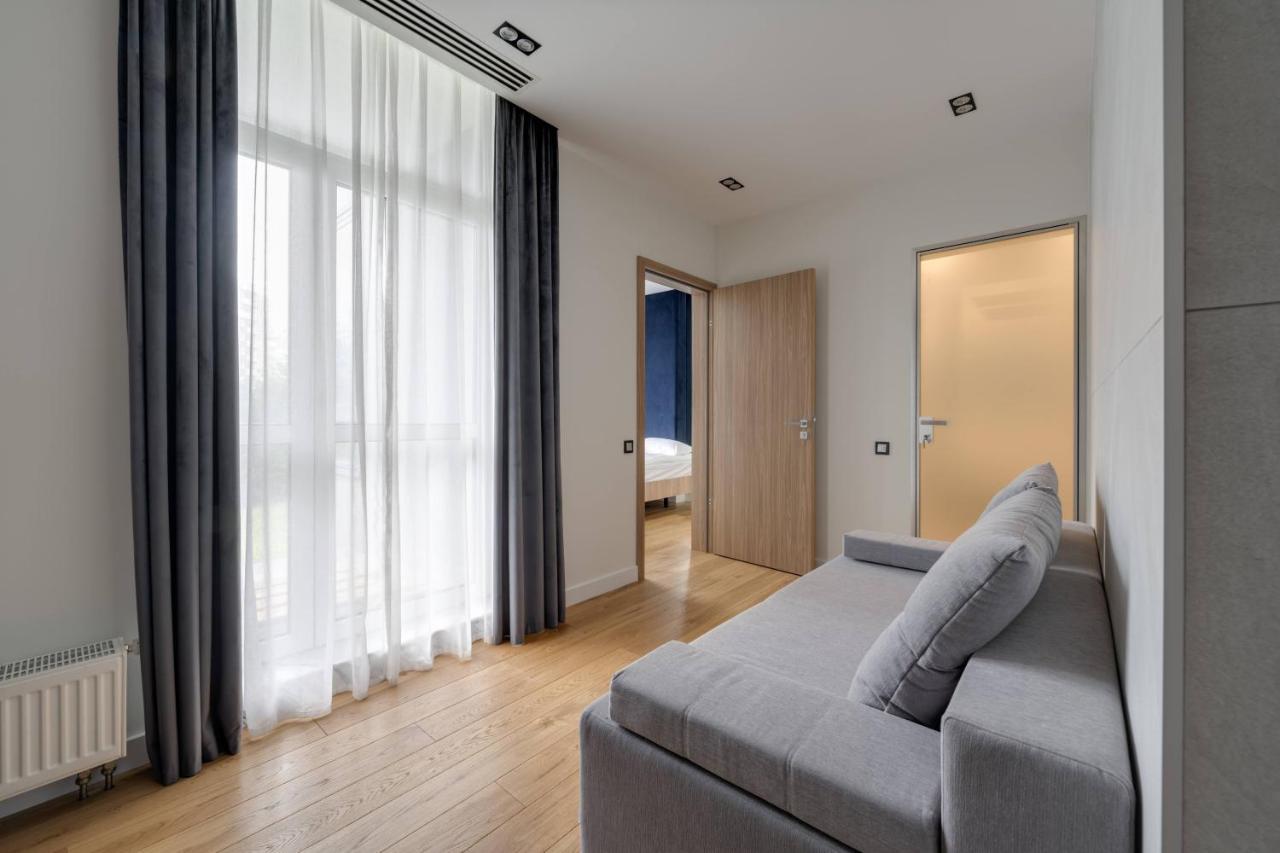 Basis Apartments - Adults Only Kiev Ngoại thất bức ảnh